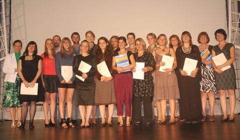 Die frischgebackenen Jungmeister und ihre Ausbilder. Foto: Gewerbliche Schule Metzingen