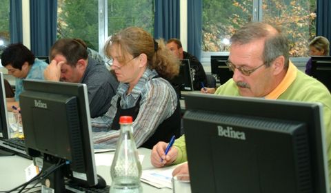 Foto: Blended-Learning-Kurs "Orientierungswissen E-Vergabe"
